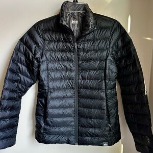 REI Women’s Black lightweight down Jacket